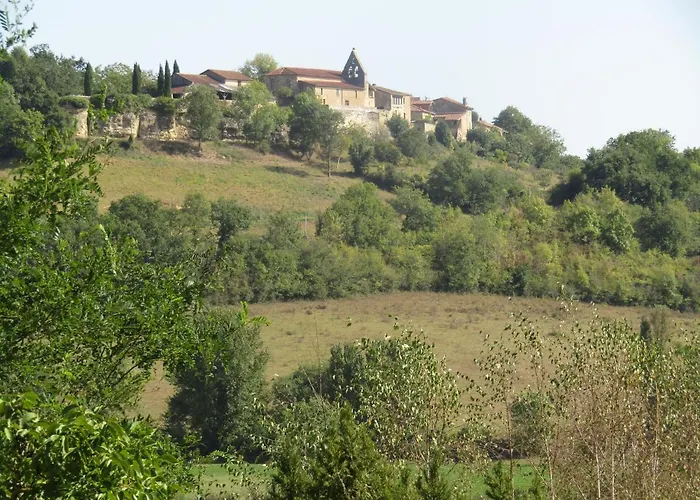La Demeure Des Fleurs Campsite Caillavet