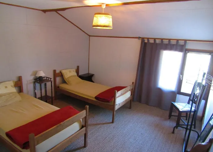 La Demeure Des Fleurs Campsite