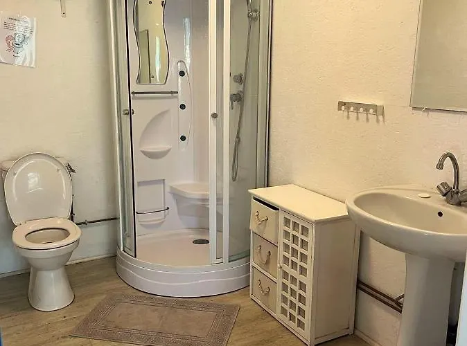 La Demeure Des Fleurs Caillavet